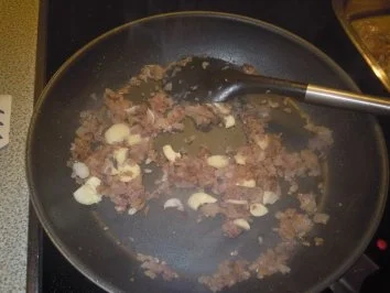 Rezept: geschmortes Hühnchen in Tomatensauce Bild Nr. 5 geschmortes Hühnchen in Tomatensauce - Rezept - Bild Nr. 5