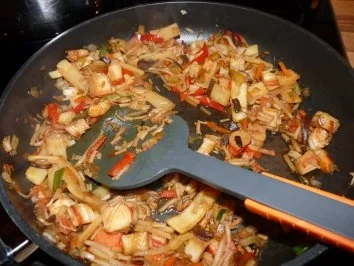 Rezept: China Pfanne mit Glasnudeln und Meeresfrüchten Bild Nr. 2 China Pfanne mit Glasnudeln und Meeresfrüchten - Rezept - Bild Nr. 2