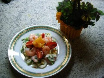 Chicoree- Feldsalat mit Garnelen - Rezept