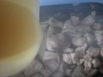 Rezept: Putengulasch mit Porree Bild Nr. 4 Putengulasch mit Porree - Rezept - Bild Nr. 4