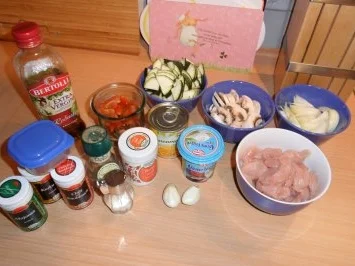 Zucchini-Gemüse-Kombination mit Putenfleisch - Rezept - Bild Nr. 2