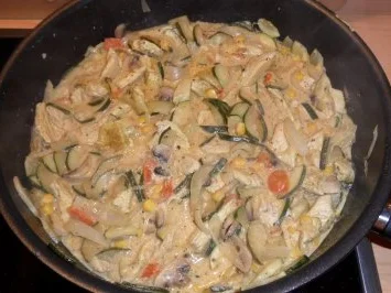 Zucchini-Gemüse-Kombination mit Putenfleisch - Rezept - Bild Nr. 7