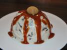 Quark-Amarettini-Mousse mit Karamellsauce - Rezept