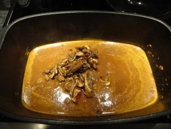 Rezept: Brasato al Merlot mit Steinpilzen Bild Nr. 7 Brasato al Merlot mit Steinpilzen - Rezept - Bild Nr. 7