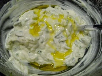 Dips und Saucen: Schnelles Tsaziki - Rezept - Bild Nr. 4