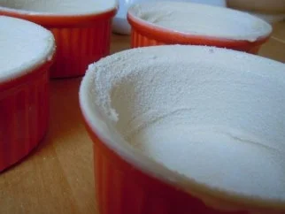 Maronenpudding mit Vanilleschmand und rosa Pfeffer - Rezept - Bild Nr. 6