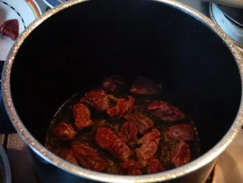 Rezept: Rindsgulasch - Resteverwertung vom Hobbit-Fondue Bild Nr. 3 Rindsgulasch - Resteverwertung vom Hobbit-Fondue - Rezept - Bild Nr. 3