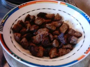 Rezept: Rindsgulasch - Resteverwertung vom Hobbit-Fondue Bild Nr. 4 Rindsgulasch - Resteverwertung vom Hobbit-Fondue - Rezept - Bild Nr. 4