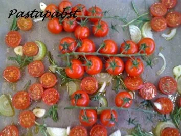 Rezept: Kräuter Risotto mit Ofentomaten und Prosciutto Bild Nr. 2 Kräuter Risotto mit Ofentomaten und Prosciutto - Rezept - Bild Nr. 2