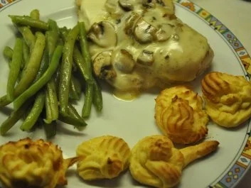 Überbackenes Champignonhähnchen - Rezept