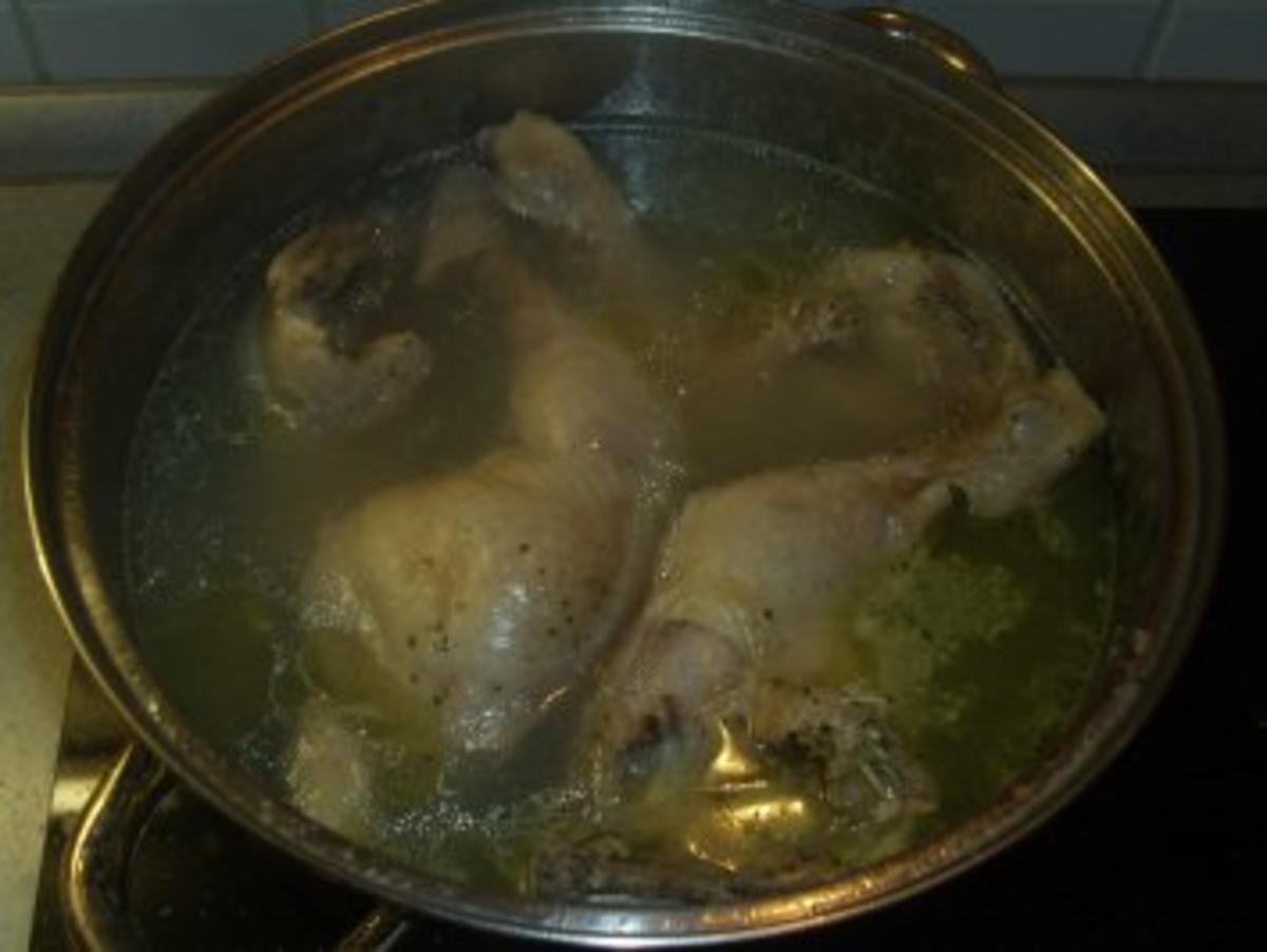 Geflügel: Hühnerschenkel überbacken mit Kräuterreis und Asiagemüse - Rezept - Bild Nr. 2