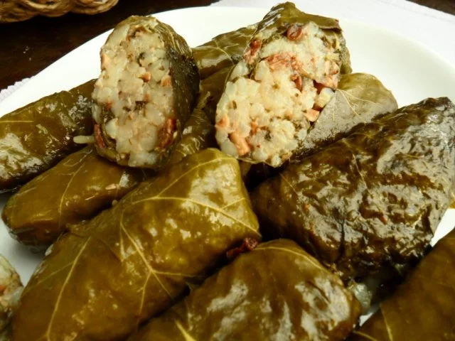 Rezept: Weinblätter mit Hackfleischfüllung Weinblätter mit Hackfleischfüllung - Rezept