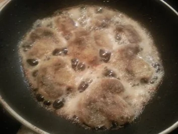 Rezept: Champignos paniert Bild Nr. 3 Champignos paniert - Rezept - Bild Nr. 3