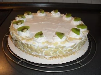 Rezept: Sommertorte Bild Nr. 3 Sommertorte - Rezept - Bild Nr. 3