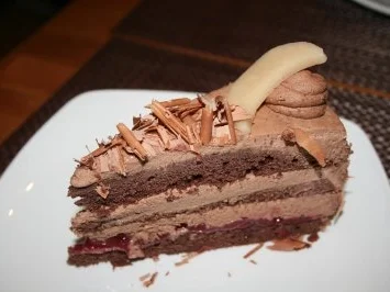 Torten: Trüffeltorte mit einem Hauch von Zimt - unsere Weihnachtstorte - Bilder sind on - - Rezept - Bild Nr. 5