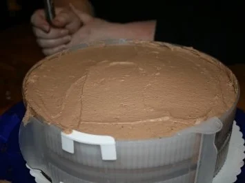 Torten: Trüffeltorte mit einem Hauch von Zimt - unsere Weihnachtstorte - Bilder sind on - - Rezept - Bild Nr. 28