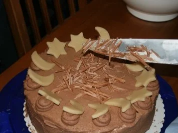 Torten: Trüffeltorte mit einem Hauch von Zimt - unsere Weihnachtstorte - Bilder sind on - - Rezept - Bild Nr. 42