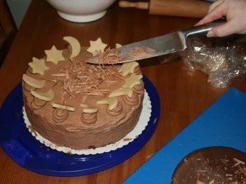 Torten: Trüffeltorte mit einem Hauch von Zimt - unsere Weihnachtstorte - Bilder sind on - - Rezept - Bild Nr. 43