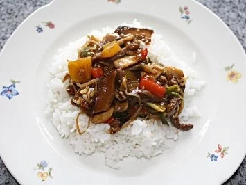 Rindfleisch mit Pilze aus dem Wok - Rezept - Bild Nr. 3