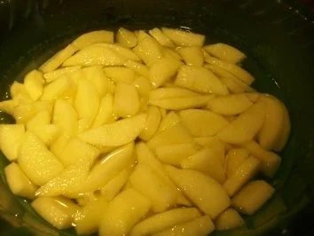 Rezept: Teufelchens fruchtig-herzhafter Kartoffel-Auflauf Bild Nr. 7 Teufelchens fruchtig-herzhafter Kartoffel-Auflauf - Rezept - Bild Nr. 7