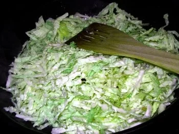 Hähnchenbrust (gefüllt) im Speckmantel auf Champagner-Rahm-Wirsing mit Süsskartoffelpüree - Rezept - Bild Nr. 7