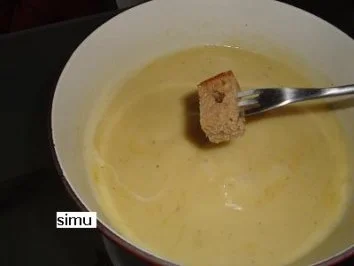 Emmentaler Käsefondue - Rezept - Bild Nr. 13