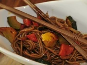 Sobanudeln mit Gemüse - Rezept