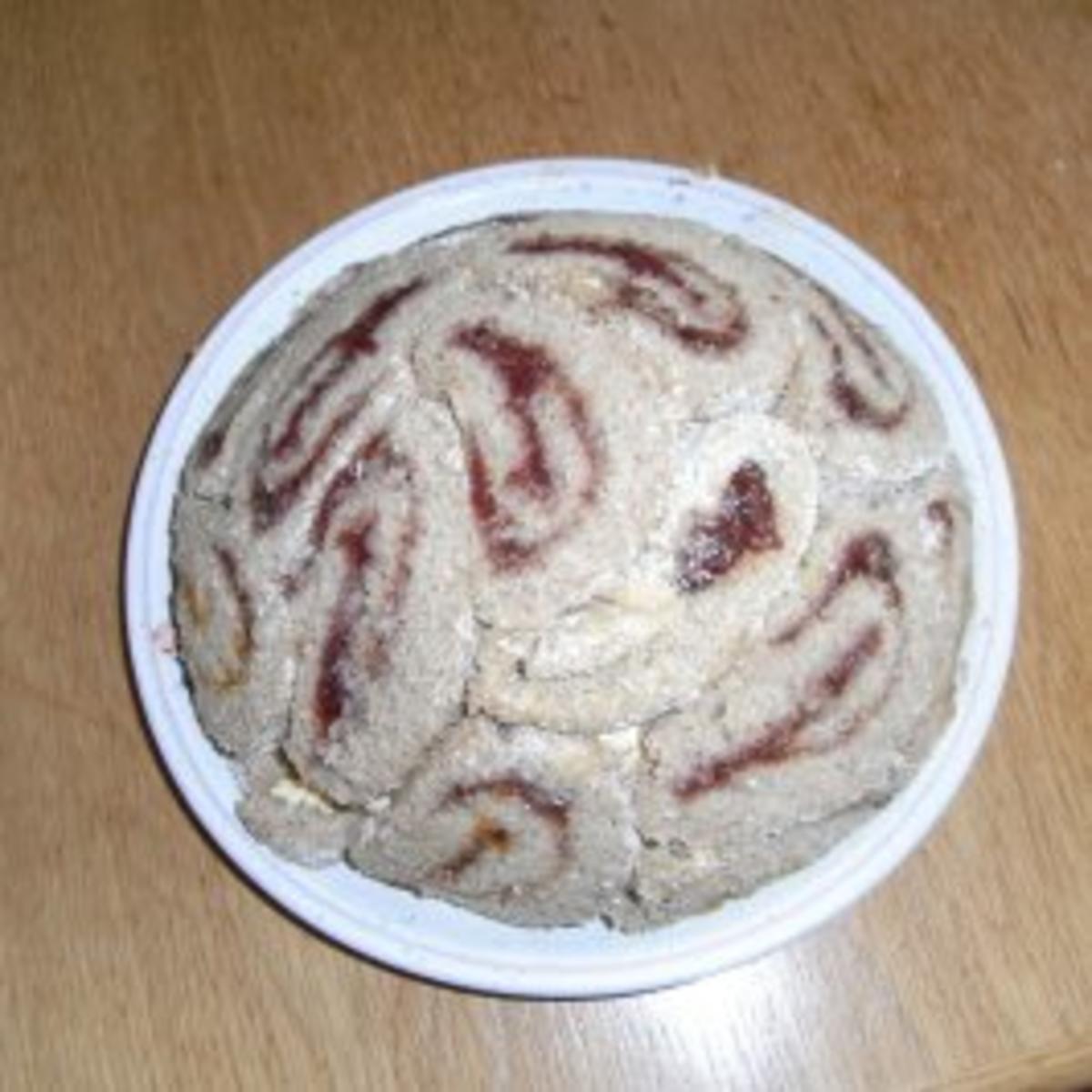 Heidelbeer - Charlotte mit Vanillecreme - Rezept - kochbar.de