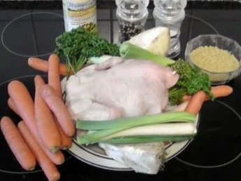 Rezept: Hühnersuppe "Klassisch" Bild Nr. 2 Hühnersuppe "Klassisch" - Rezept - Bild Nr. 2
