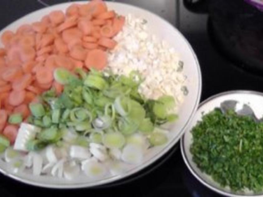 Hühnersuppe &amp;quot;Klassisch&amp;quot; - Rezept mit Bild - kochbar.de