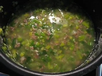 Rezept: Hack-Käse-Lauch-Suppe Bild Nr. 9 Hack-Käse-Lauch-Suppe - Rezept - Bild Nr. 9