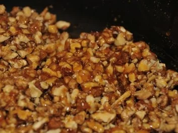 Tuorta da Nusch - Engadiner Nusstorte - Rezept - Bild Nr. 6