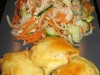 Gemischter Rohkostsalat mit überbackenen Vollkorn-Käsebrötchen - Rezept - Bild Nr. 3