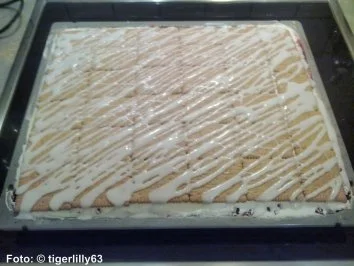 Rezept: Preiselbeer-Butterkeks-Kuchen Bild Nr. 3 Preiselbeer-Butterkeks-Kuchen - Rezept - Bild Nr. 3