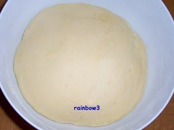 Rezept: Backen: Hefeteig - Grundrezept, ohne Ei Bild Nr. 5 Backen: Hefeteig - Grundrezept, ohne Ei - Rezept - Bild Nr. 5