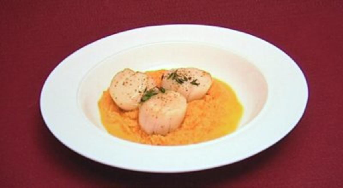 Jakobsmuscheln auf Ingwer-Möhrenmus (Davorka Tovilo) - Rezept By Das
perfekte Promi Dinner