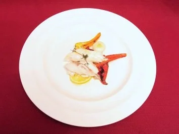 Seewolf im Ganzen in der Salzkruste gegart mit gegrilltem Gemüse (Jochen Bendel) - Rezept