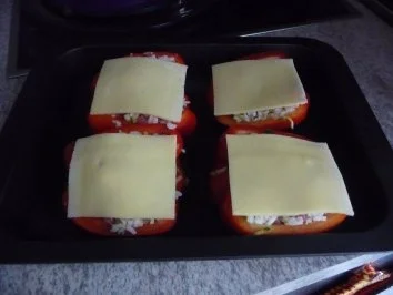 "W W" Wenig Werte Rezepte : Mit Käse überbackene gefüllte Paprikaschoten - Rezept - Bild Nr. 4