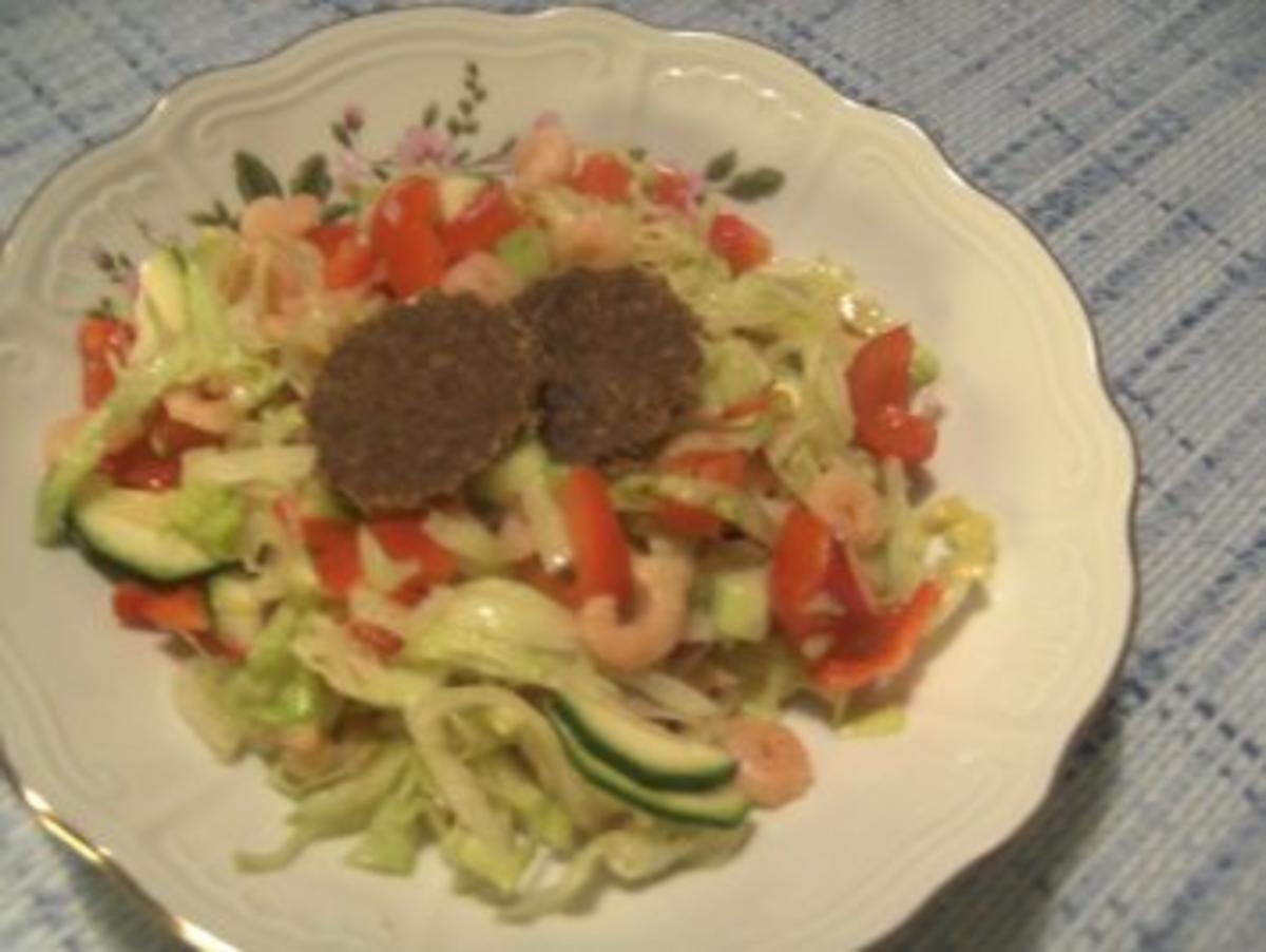 Salat  ( Gemischter Salat mit allem was so da war ) - Rezept