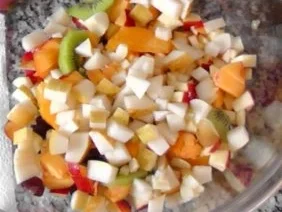 Obstsalat "Amaretto" - Rezept - Bild Nr. 3