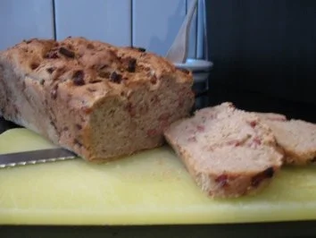 Roggen-Mischbrot mit Speck, Zwiebeln und Kräuter - Rezept - Bild Nr. 3