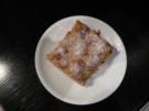saftiger Apfelkuchen mit Haselnüssen und Streusel - Rezept