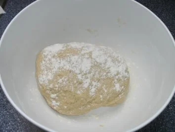 Sabine´s Guglhupf - Rezept - Bild Nr. 3