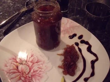 Rezept: Zwiebelkonfitüre Bild Nr. 2 Zwiebelkonfitüre - Rezept - Bild Nr. 2