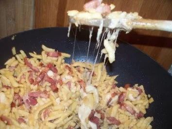 Käsespätzle mit Speck - Rezept - Bild Nr. 6