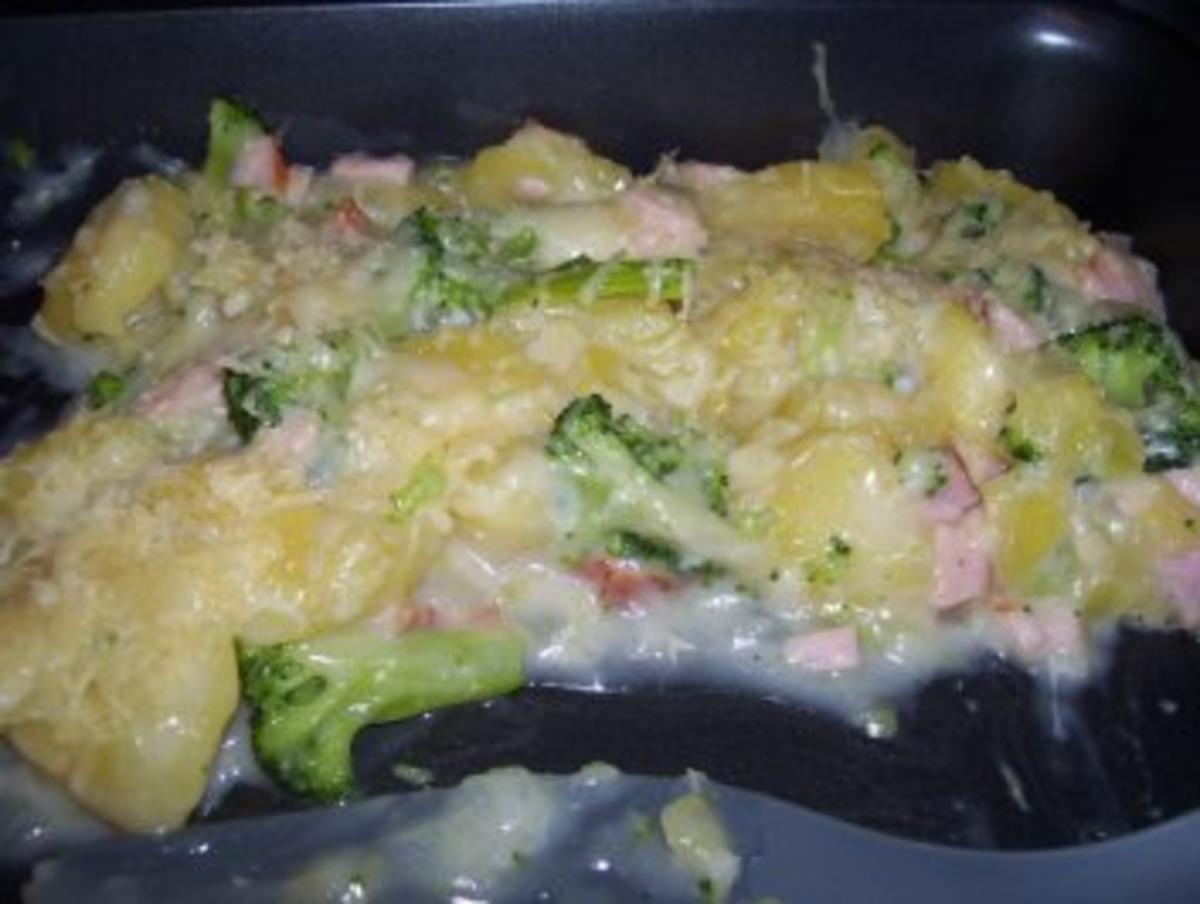Broccoli-Kartoffel-Schinken Auflauf - Rezept