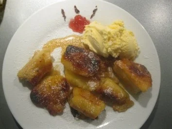 Rezept: GeBaCkEnEs oBsT MiT HoNiG UnD VaNiLLeEis Bild Nr. 8 GeBaCkEnEs oBsT MiT HoNiG UnD VaNiLLeEis - Rezept - Bild Nr. 8