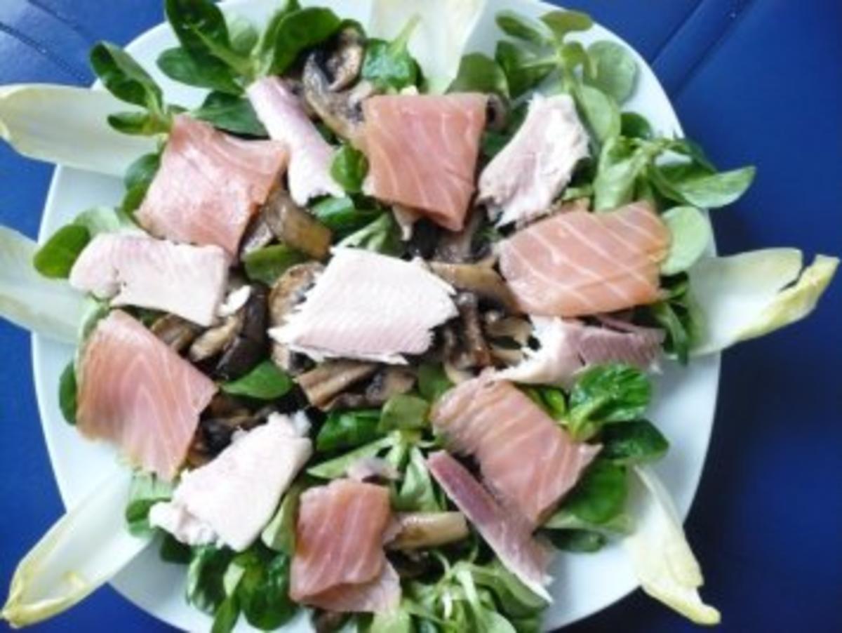 Winterlicher Salat mit Räucherfisch - Rezept - Bild Nr. 4