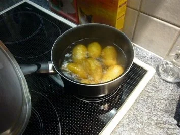 Rezept: Sauerkraut mit Schinken und Kartoffel Bild Nr. 8 Sauerkraut mit Schinken und Kartoffel - Rezept - Bild Nr. 8