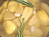 Rezept: Knoblauchkartoffeln Knoblauchkartoffeln - Rezept